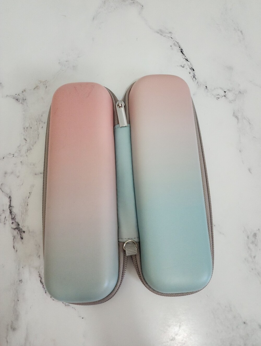 Toobrush Travel Case - Picture 3 of 4